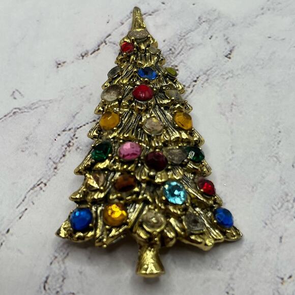 Hattie Carnegie signed vintage Christmas tree brooch + free brooch with purchase - Picture 7 of 8
